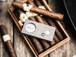 Cigar Cutter - Zigarren Schneider><noscript><img width=